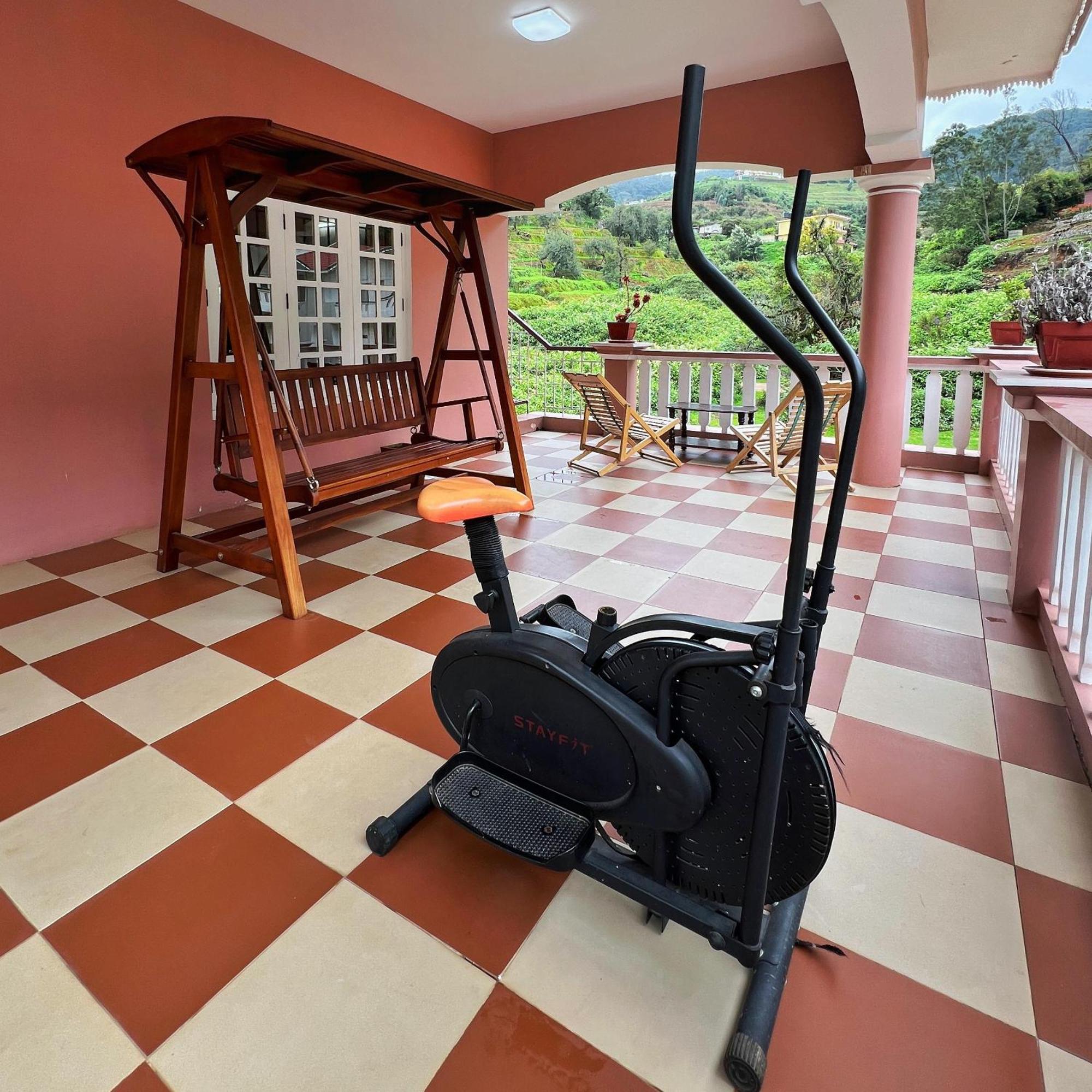Chill Inn - Families Only Ooty Exterior foto
